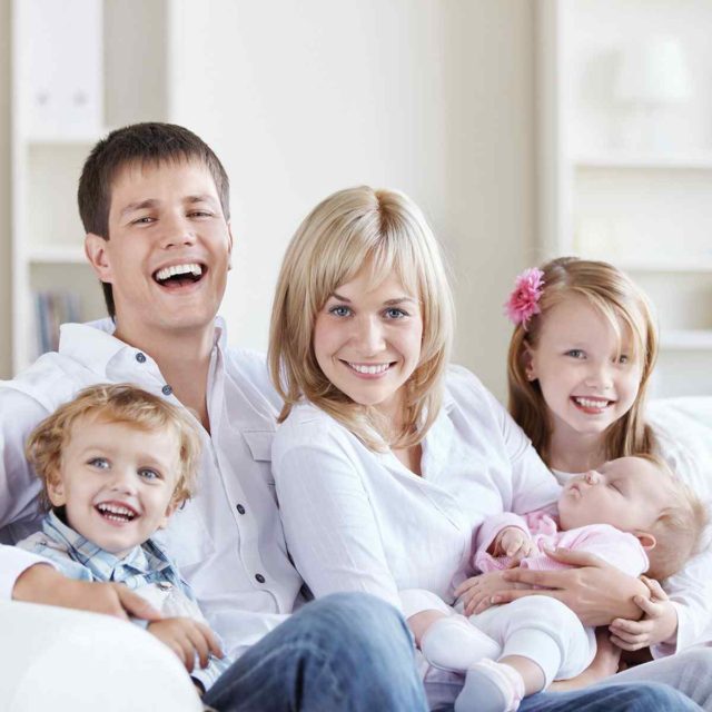 https://alavela.immobiliarerubboli.com/wp-content/uploads/2016/05/neighborhood-2-640x640.jpg